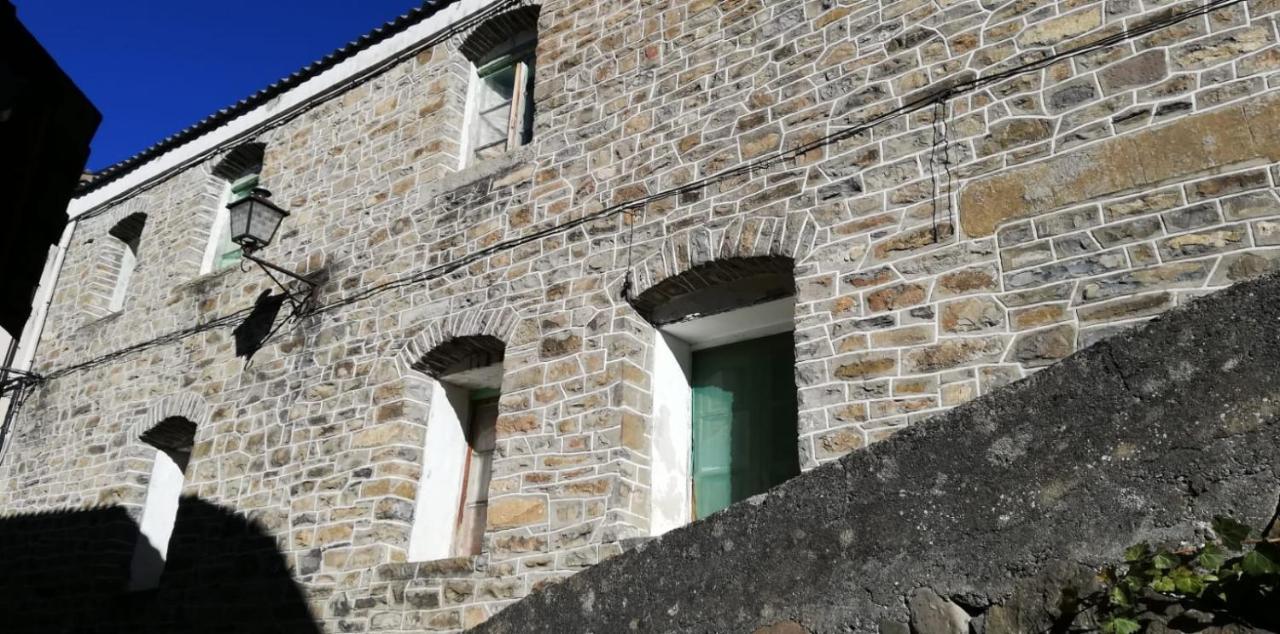 Albergue Casa De Broto Kültér fotó